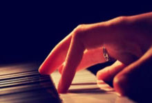 比利时射击运动员击败对手晋级